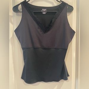 💕Spanx V Neck Top💕